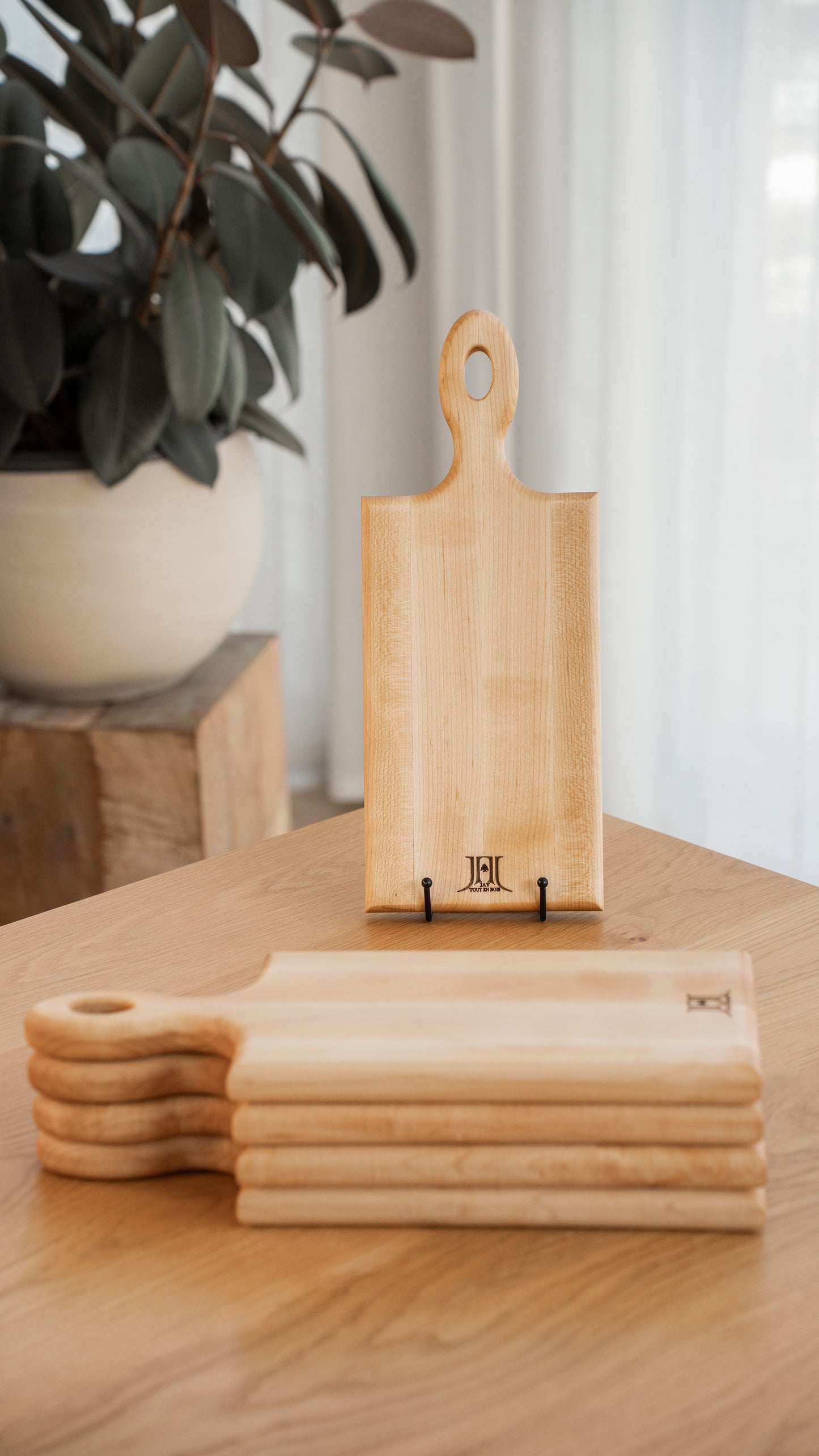 La Adéline – Maple Wood Serving Board