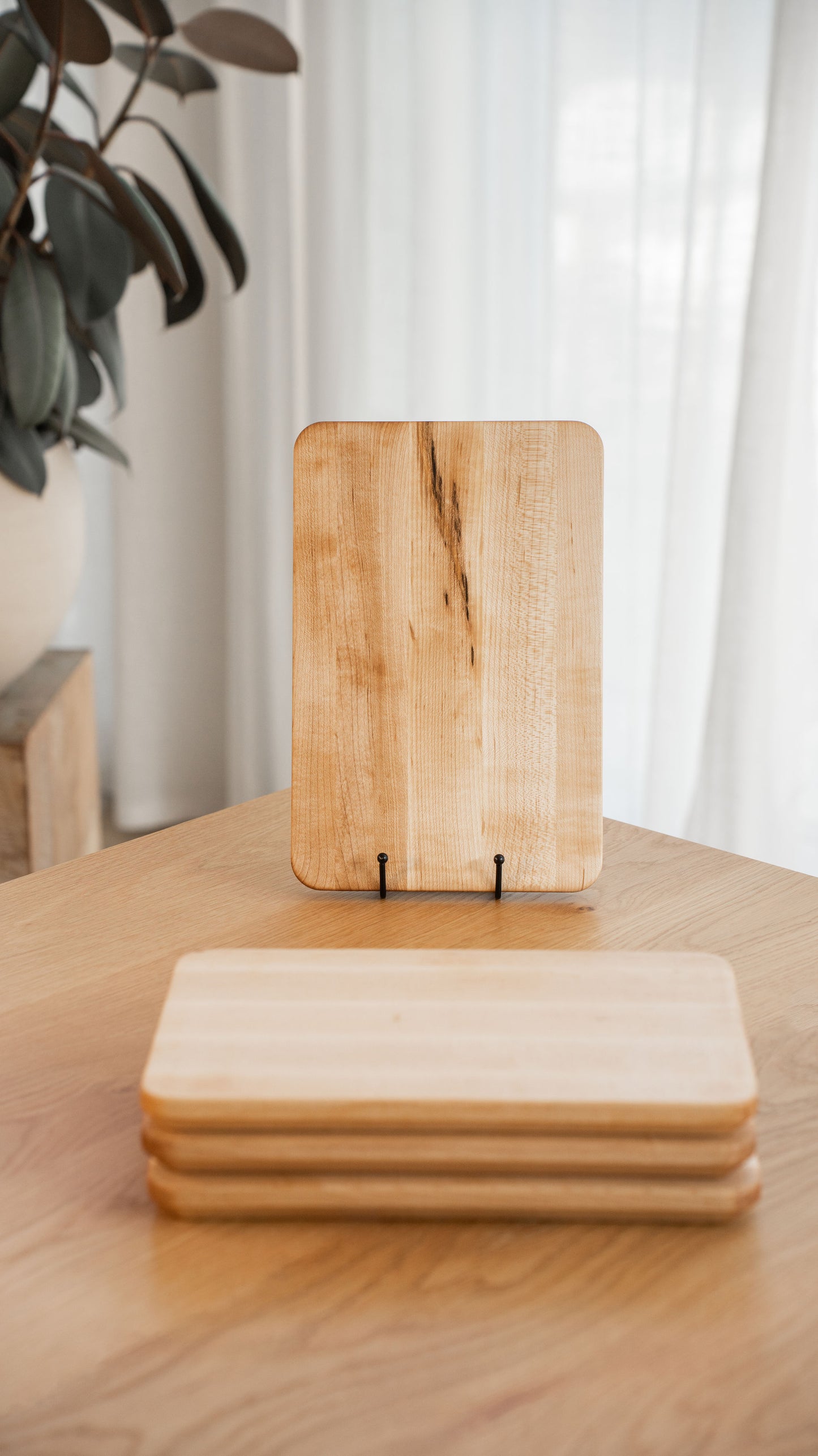 La Madeleine – Maple Wood Serving Tray